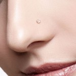 Piercing do nosu čtvereček (růžová)