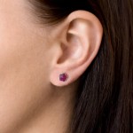 Stříbrné náušnice pecka s krystaly Swarovski růžová kytička 31080.3 fuchsia