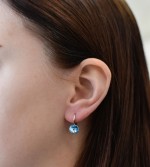 Stříbrné náušnice visací s krystaly Swarovski modré kulaté 31229.3 aqua