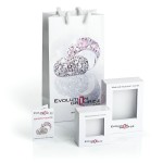 Stříbrné náušnice pecka s krystaly Swarovski růžová kytička 31255.3 light rose