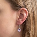 Stříbrné náušnice visací s krystaly Swarovski fialové kulaté 71144.3 violet